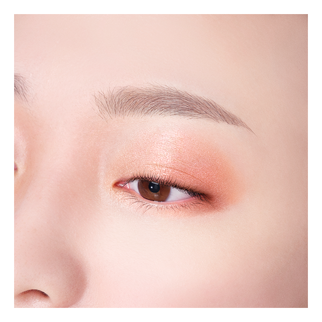 ドレスドブルーム アイズ