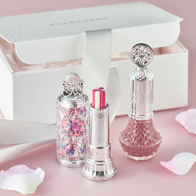 特価品☺︎☺︎シュシュ専売97キラキラストーン付可愛い薄ピンク