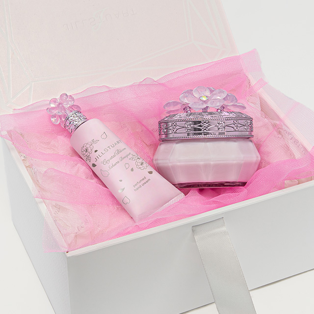 全身をサクラブーケの香りでうるおすセット〈ハンドクリーム/ボディクリーム〉