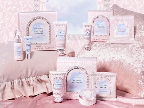 Lifestyle Holiday Collection